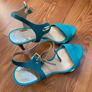 Vince Camuto heels - size 9 1/2